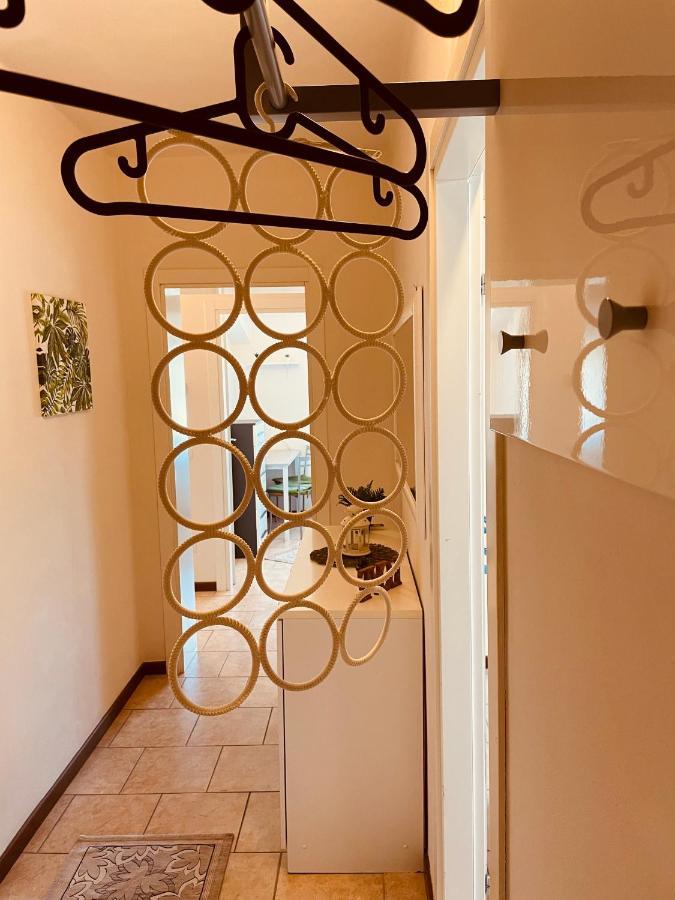 Casa Amelie Apartment Peschiera del Garda Bagian luar foto