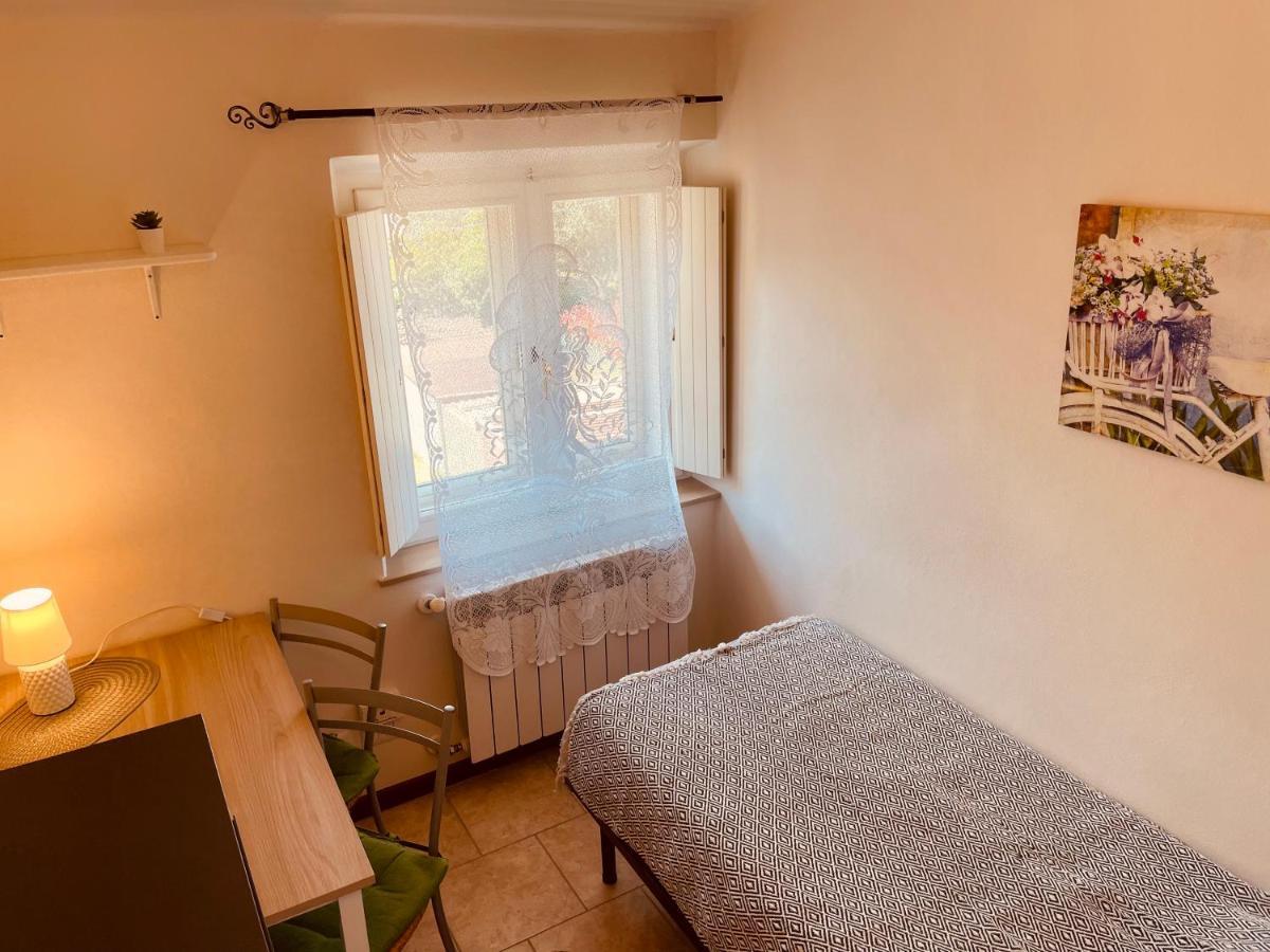 Casa Amelie Apartment Peschiera del Garda Bagian luar foto