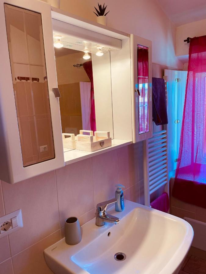 Casa Amelie Apartment Peschiera del Garda Bagian luar foto